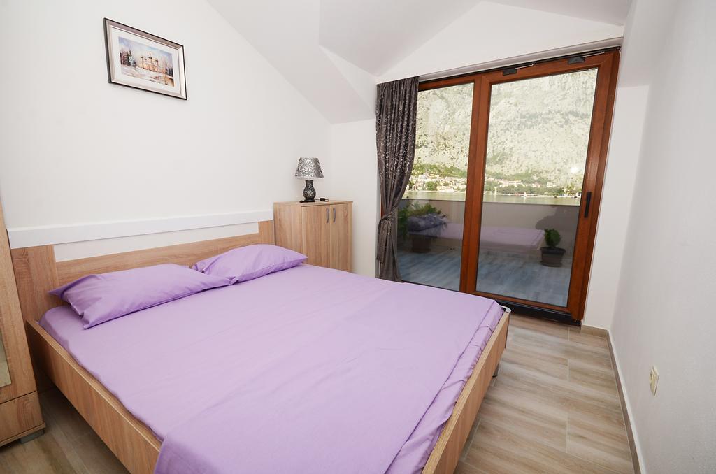 Apartmani Mizdrak Kotor Bagian luar foto