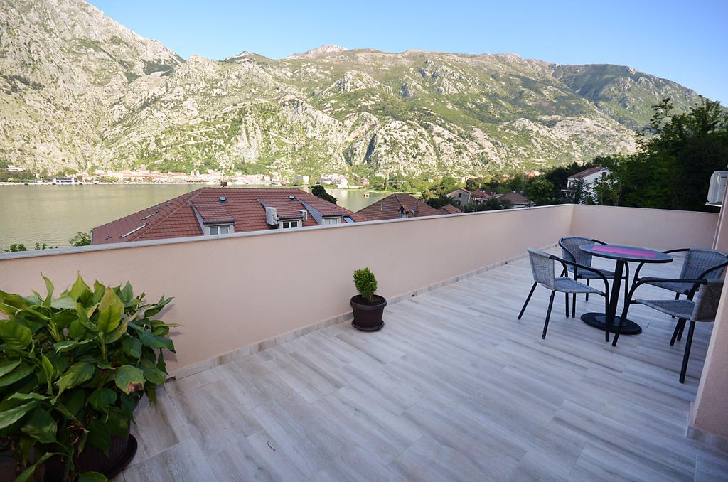Apartmani Mizdrak Kotor Bagian luar foto