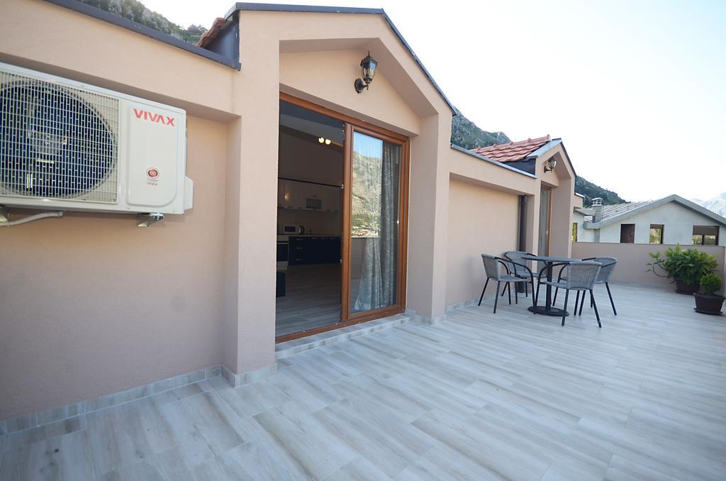 Apartmani Mizdrak Kotor Bagian luar foto